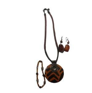 Jewelry Necklace set bracelet earrings browns